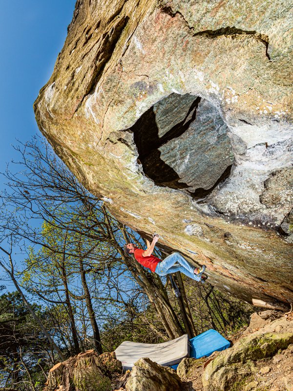 climber su boulder