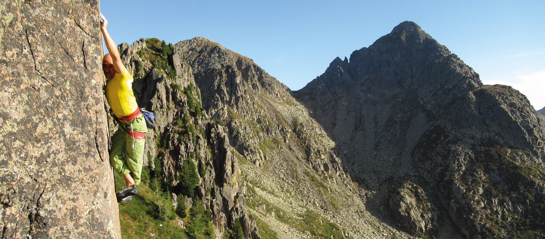 arrampicatore in parete