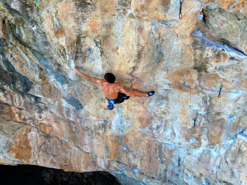 arrampicatore in parete