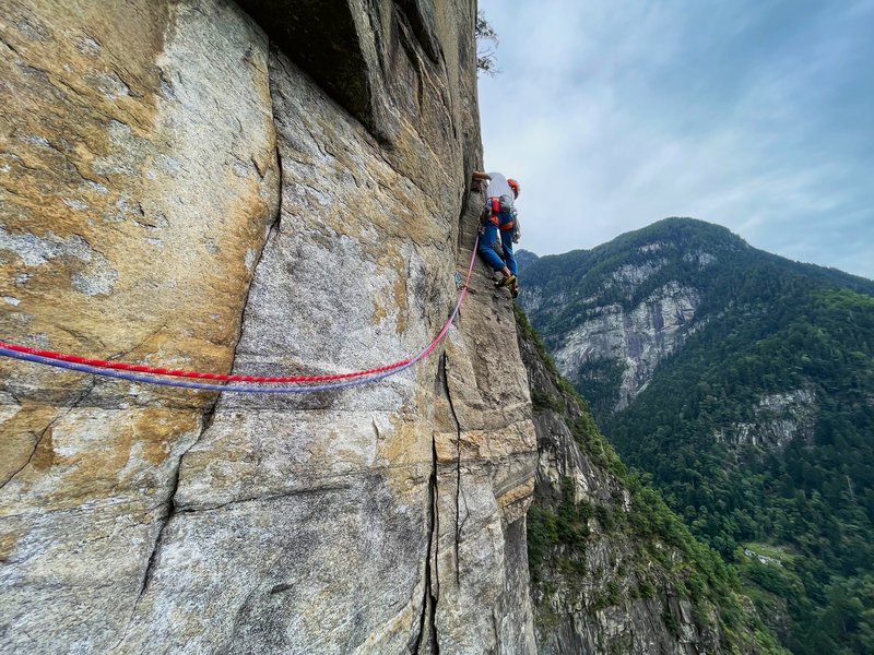 arrampicatore in parete