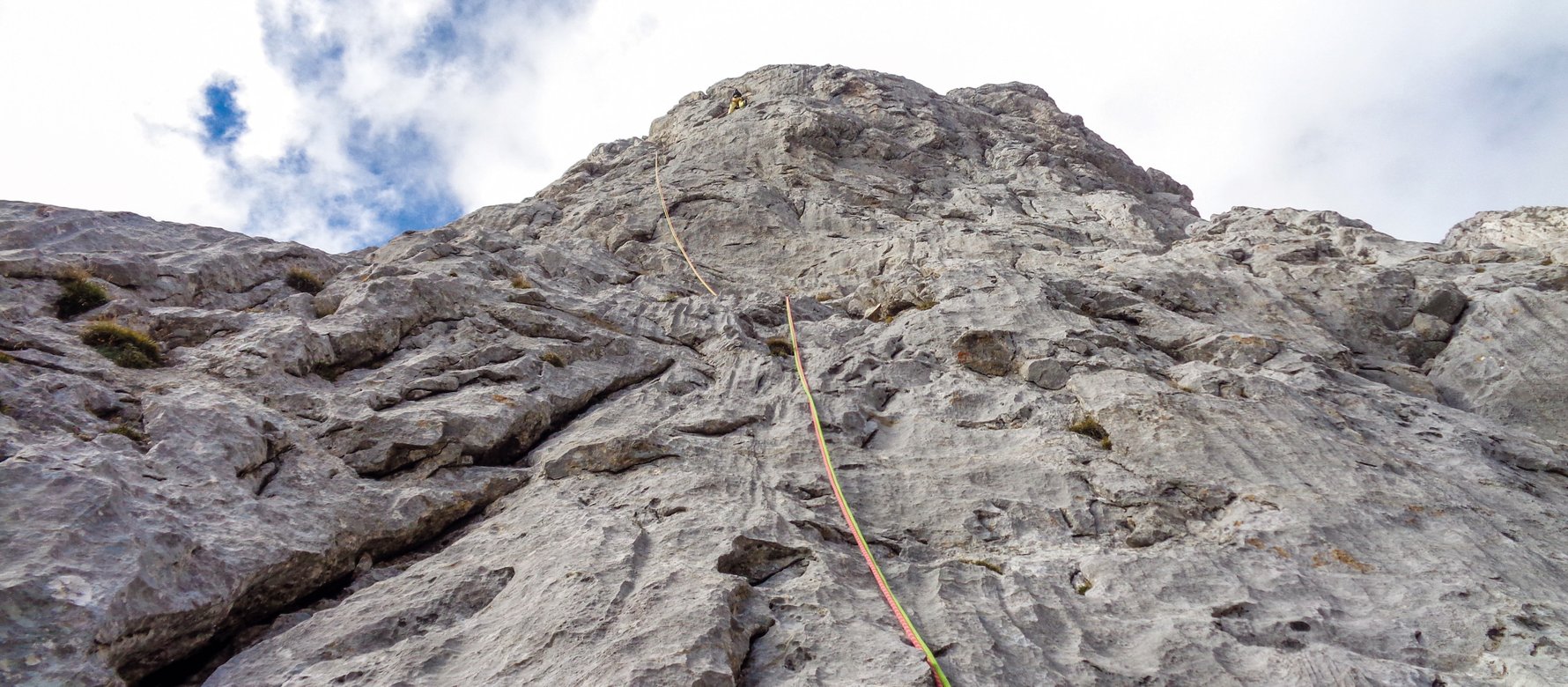 arrampicatore in parete
