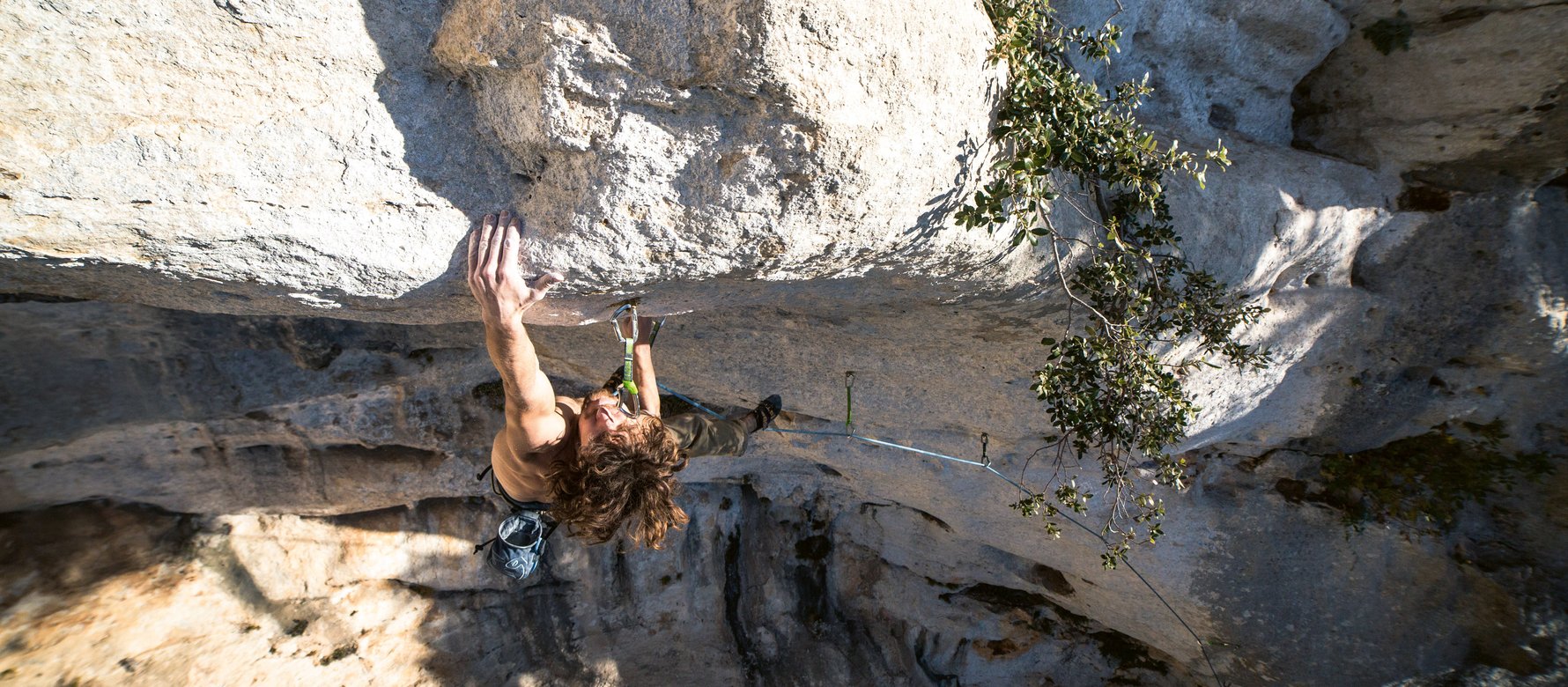 arrampicatore in parete