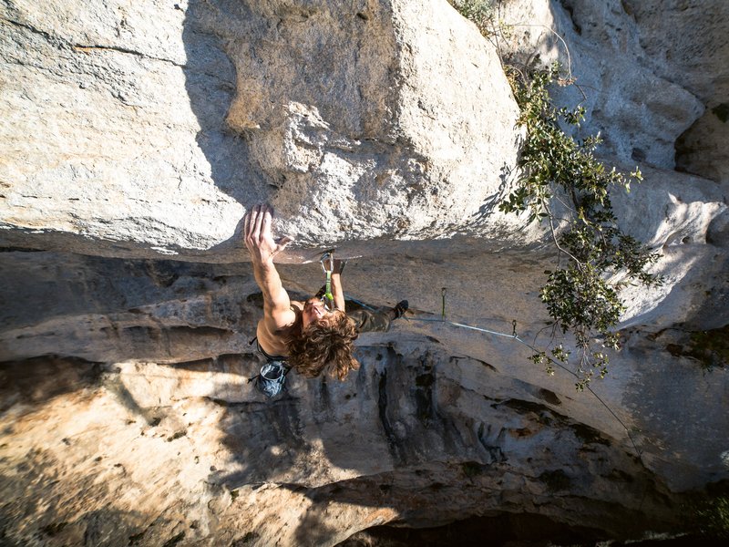 arrampicatore in parete