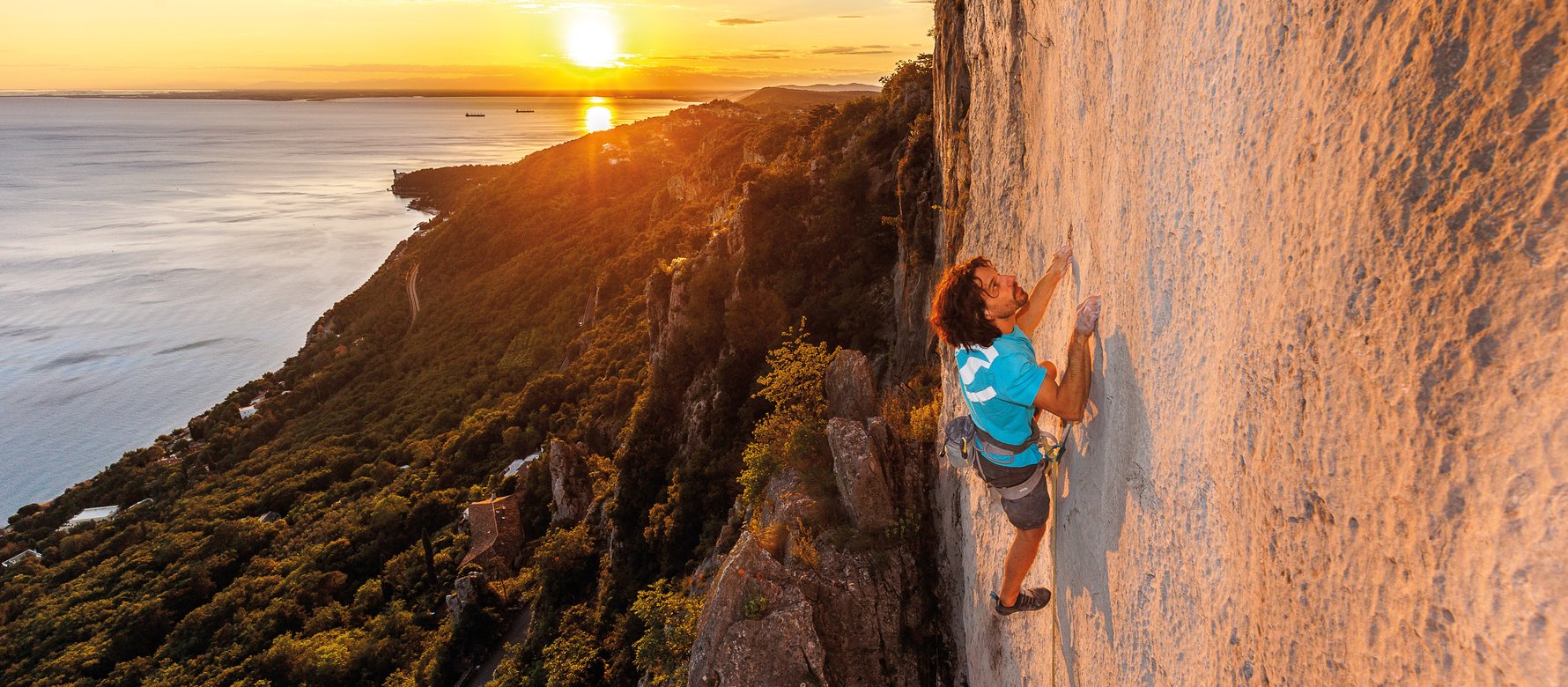 arrampicatore in parete