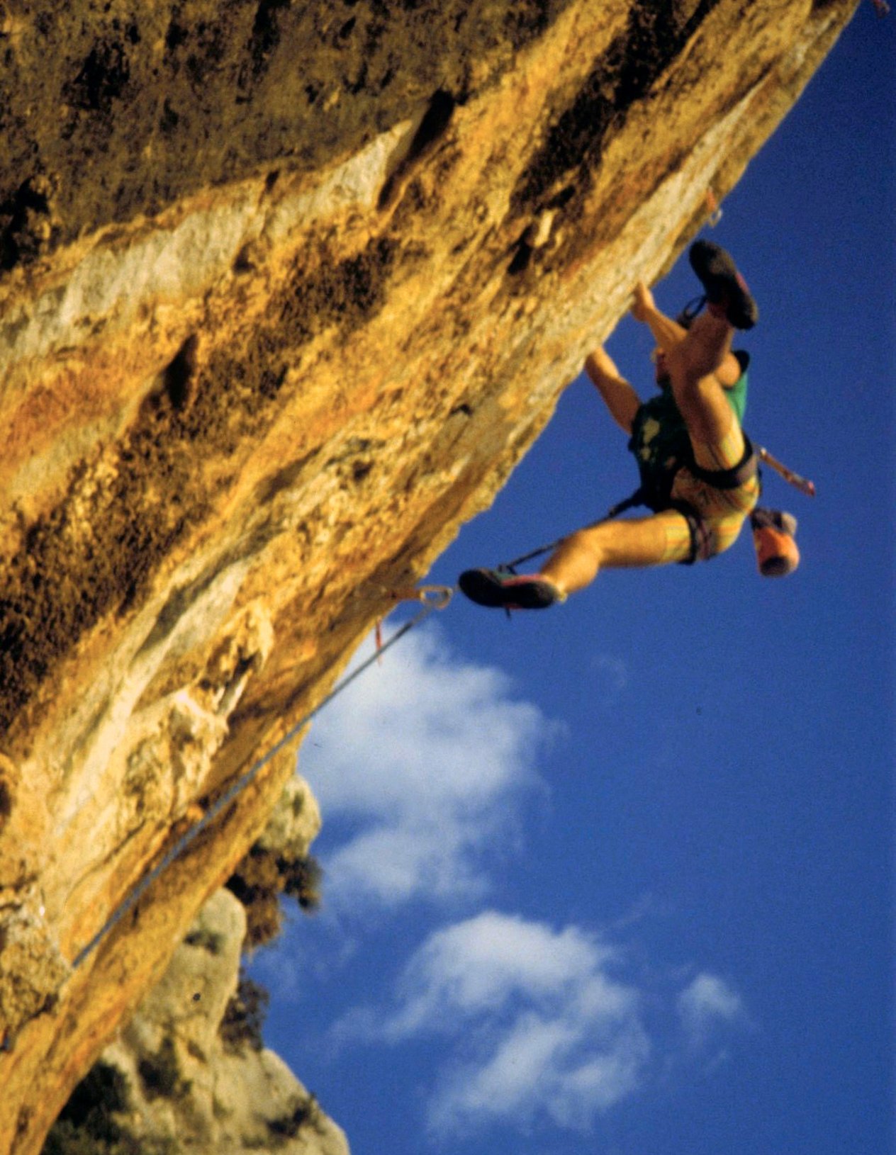 arrampicatore in parete