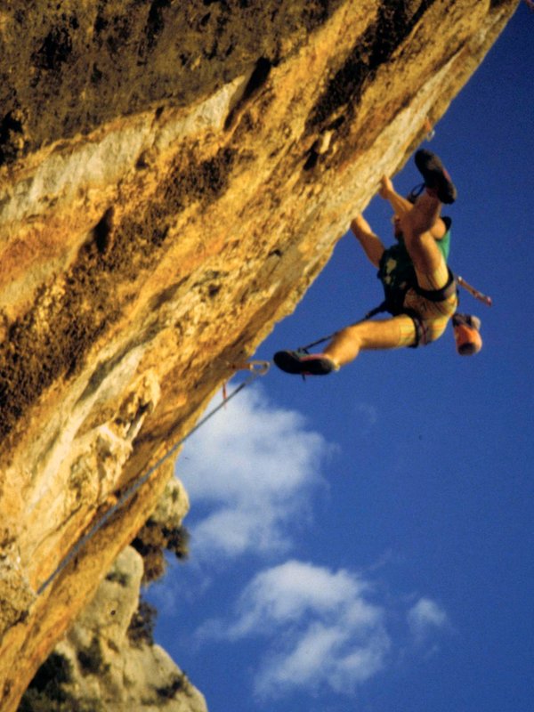 arrampicatore in parete