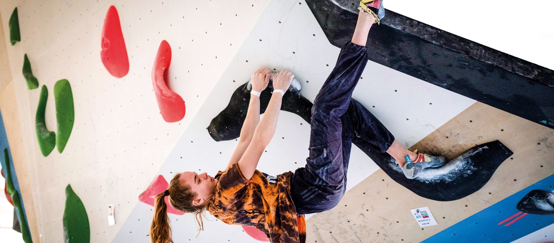 climber in palestra