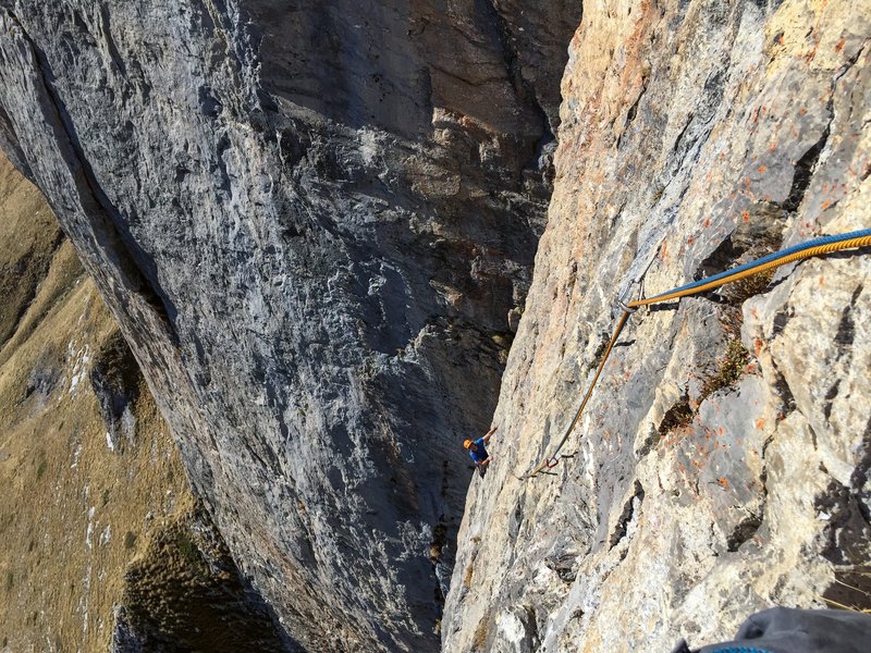 arrampicata trad su bella parete