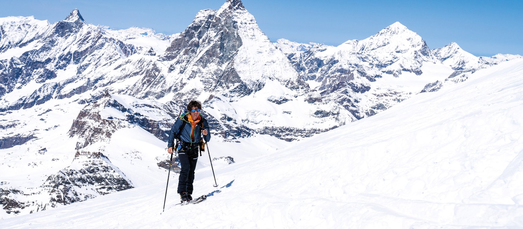 scialpinista su ghiacciaio