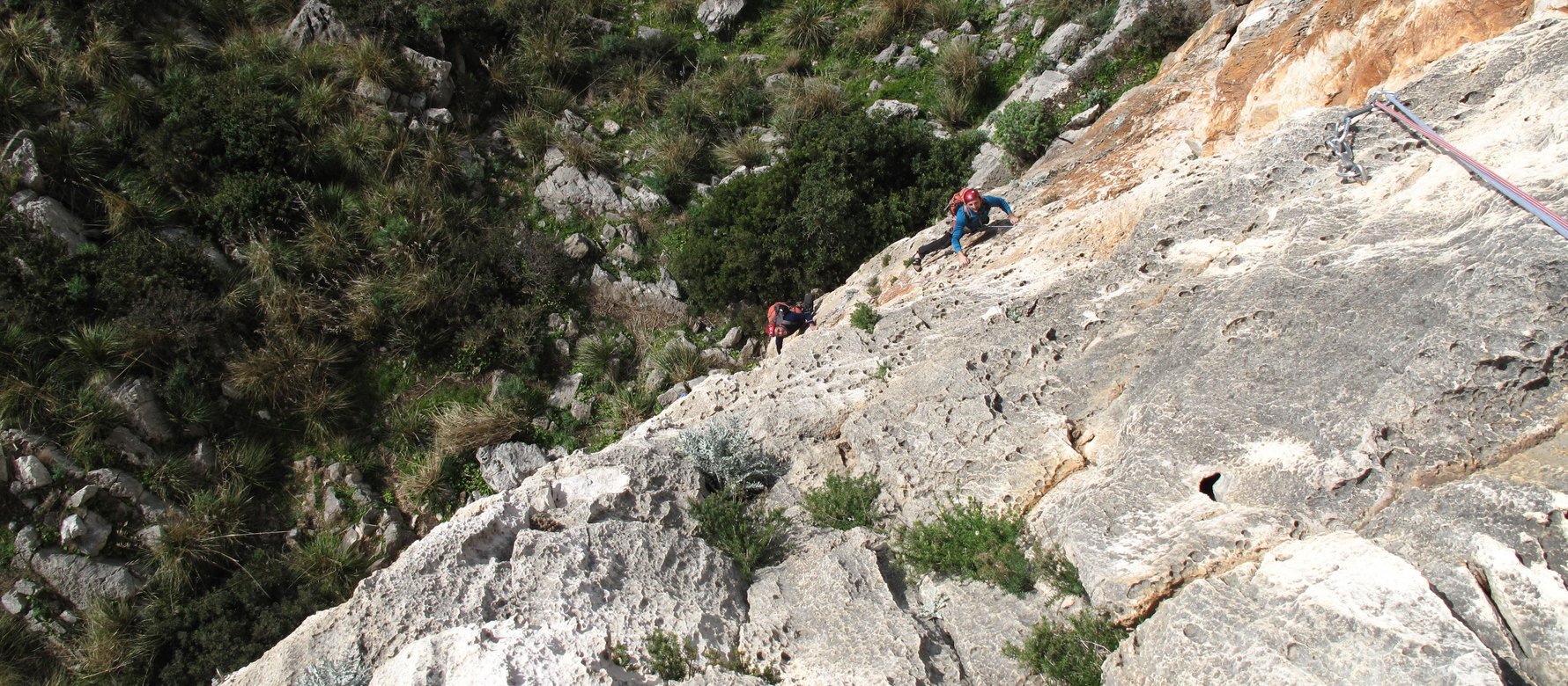 arrampicatore in parete