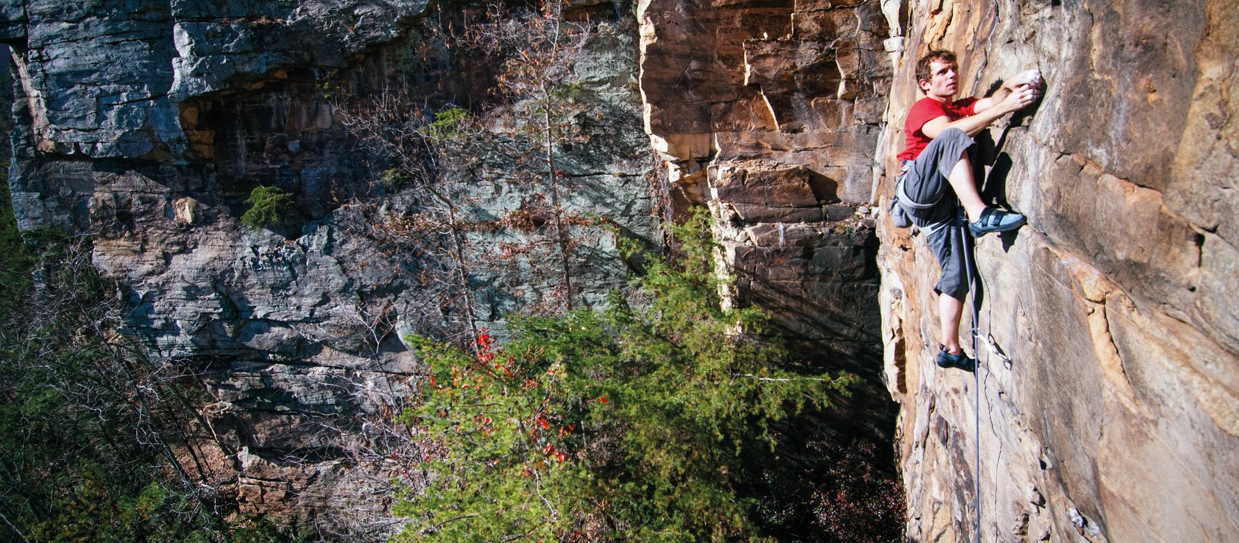 arrampicatore in parete