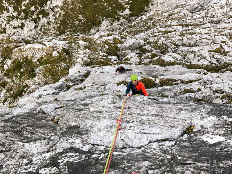 arrampicatore in parete