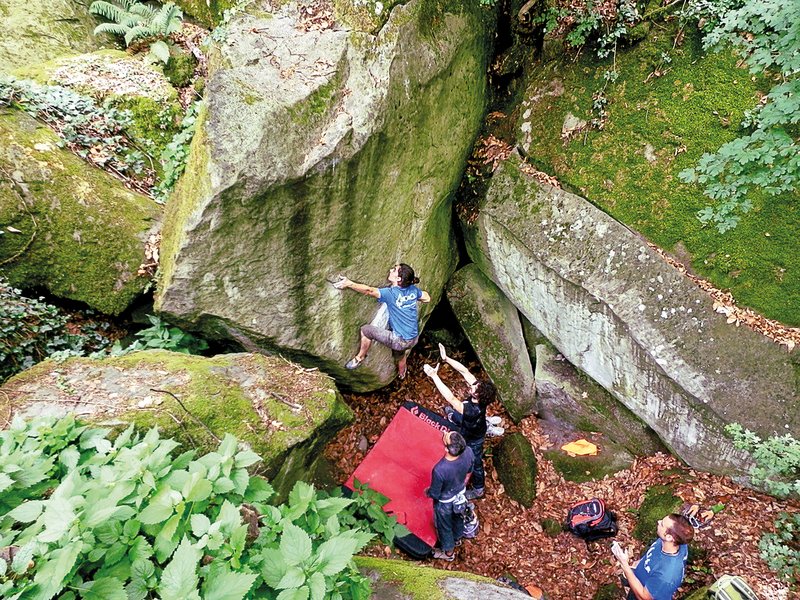 climber su boulder