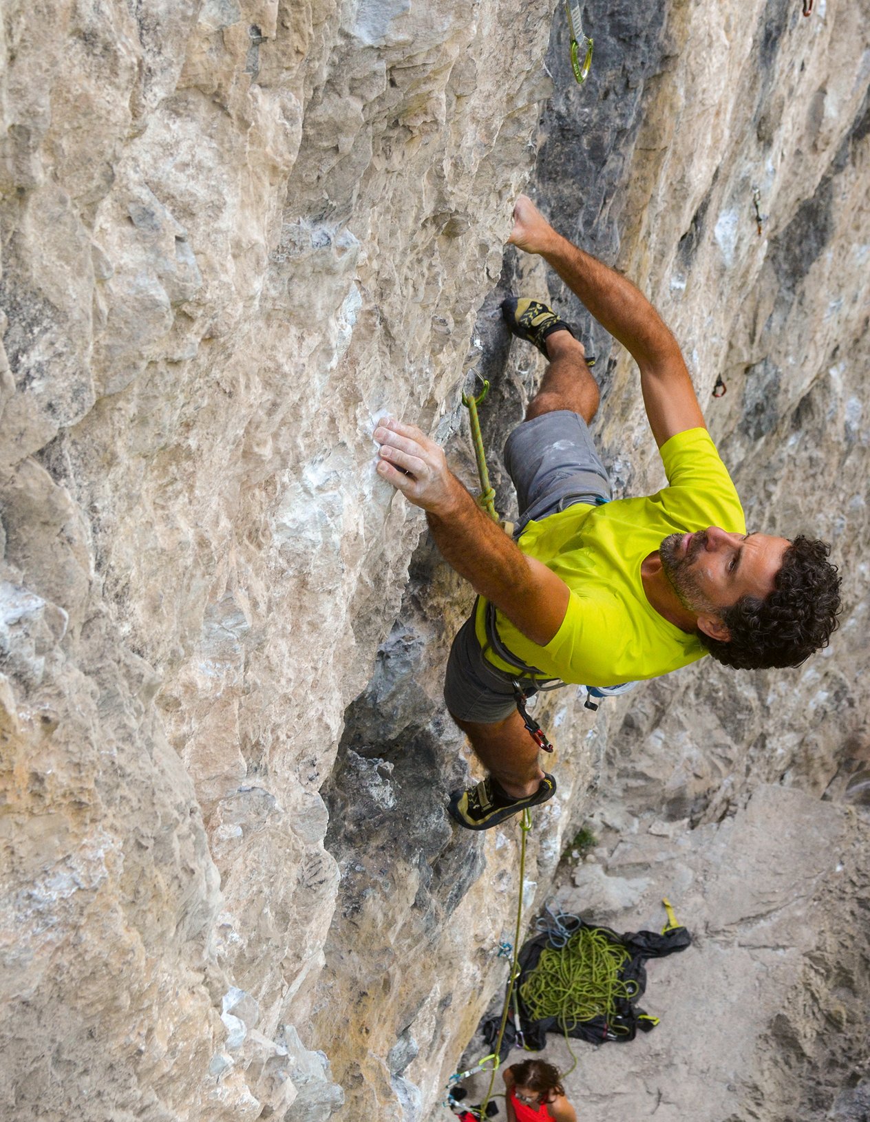 arrampicatore in parete