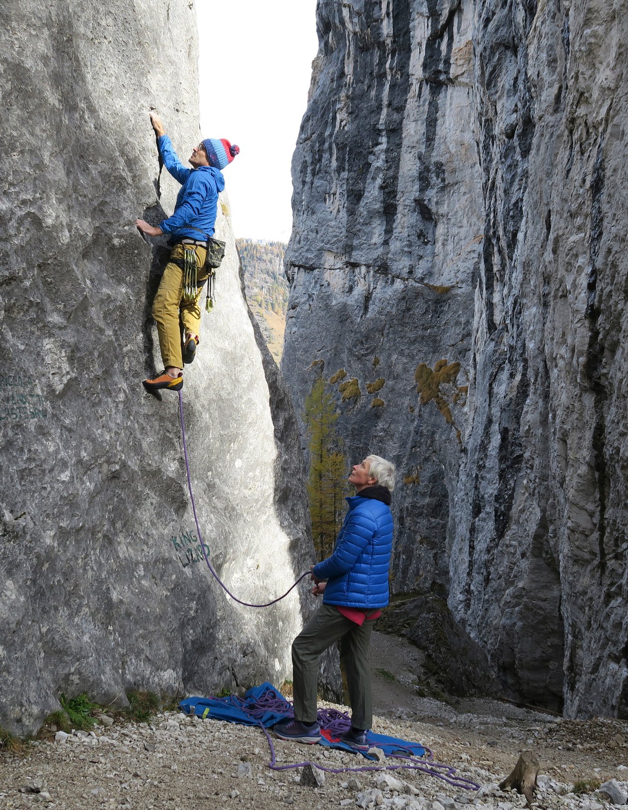 arrampicatore in parete