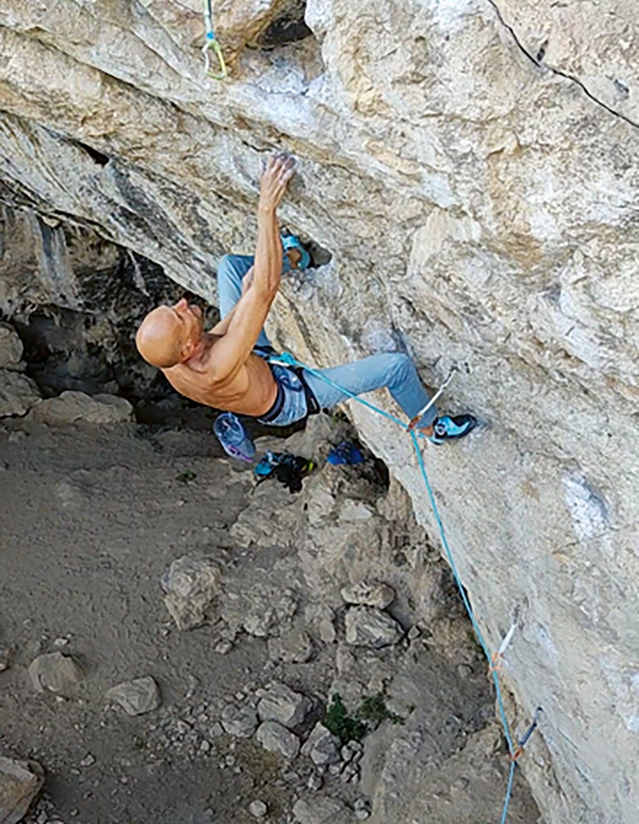 arrampicatore in parete
