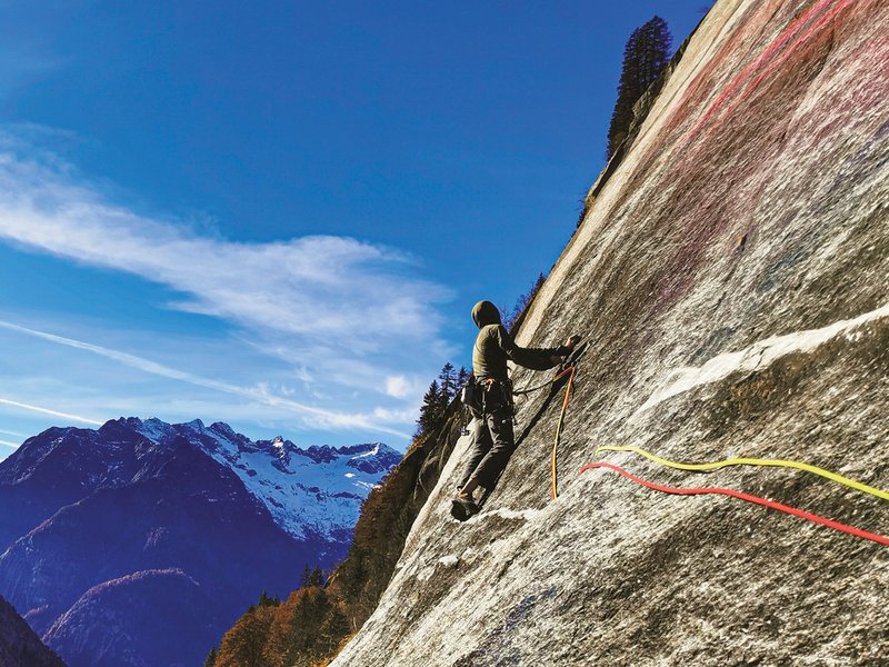 arrampicatore in parete