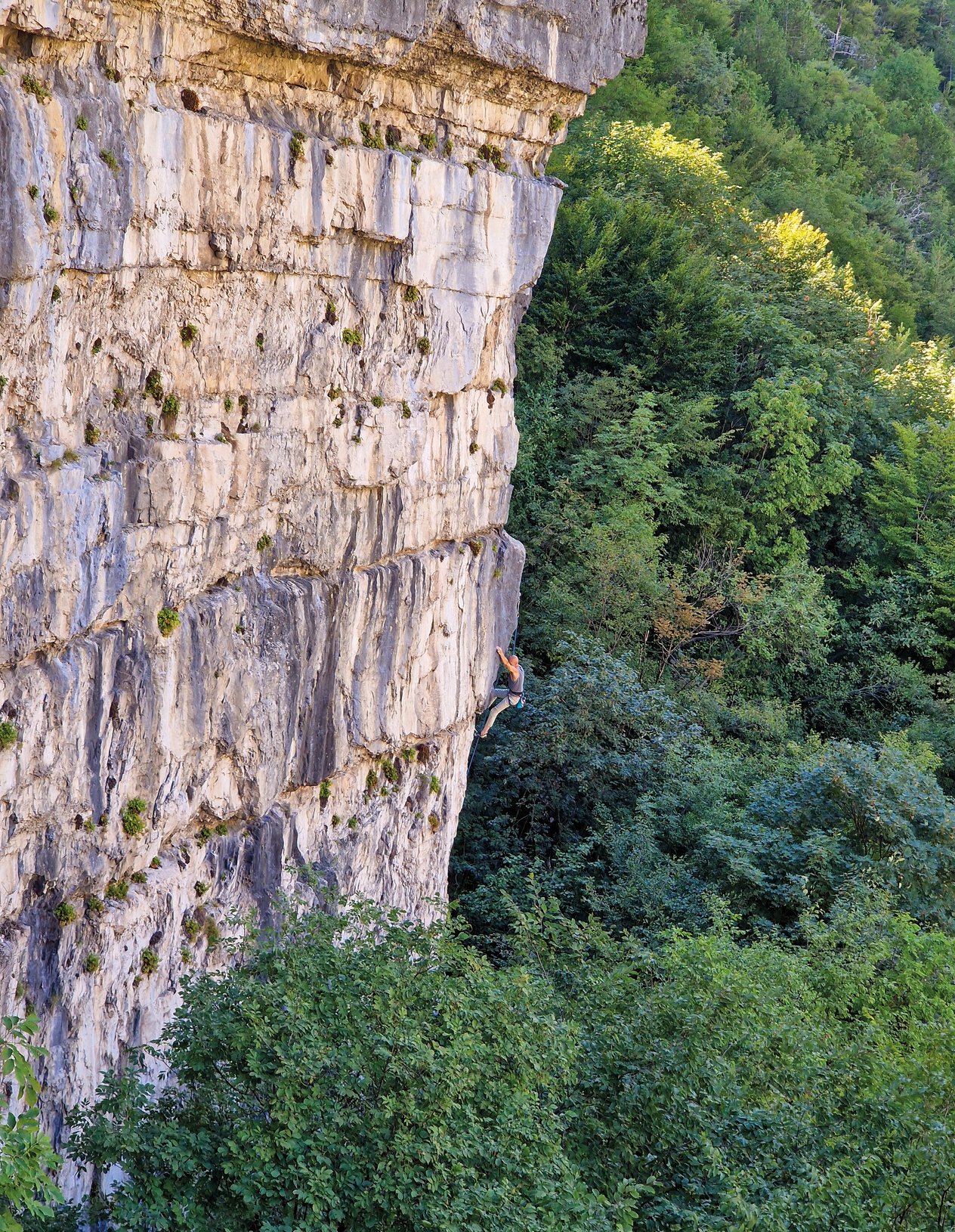 arrampicatore in parete