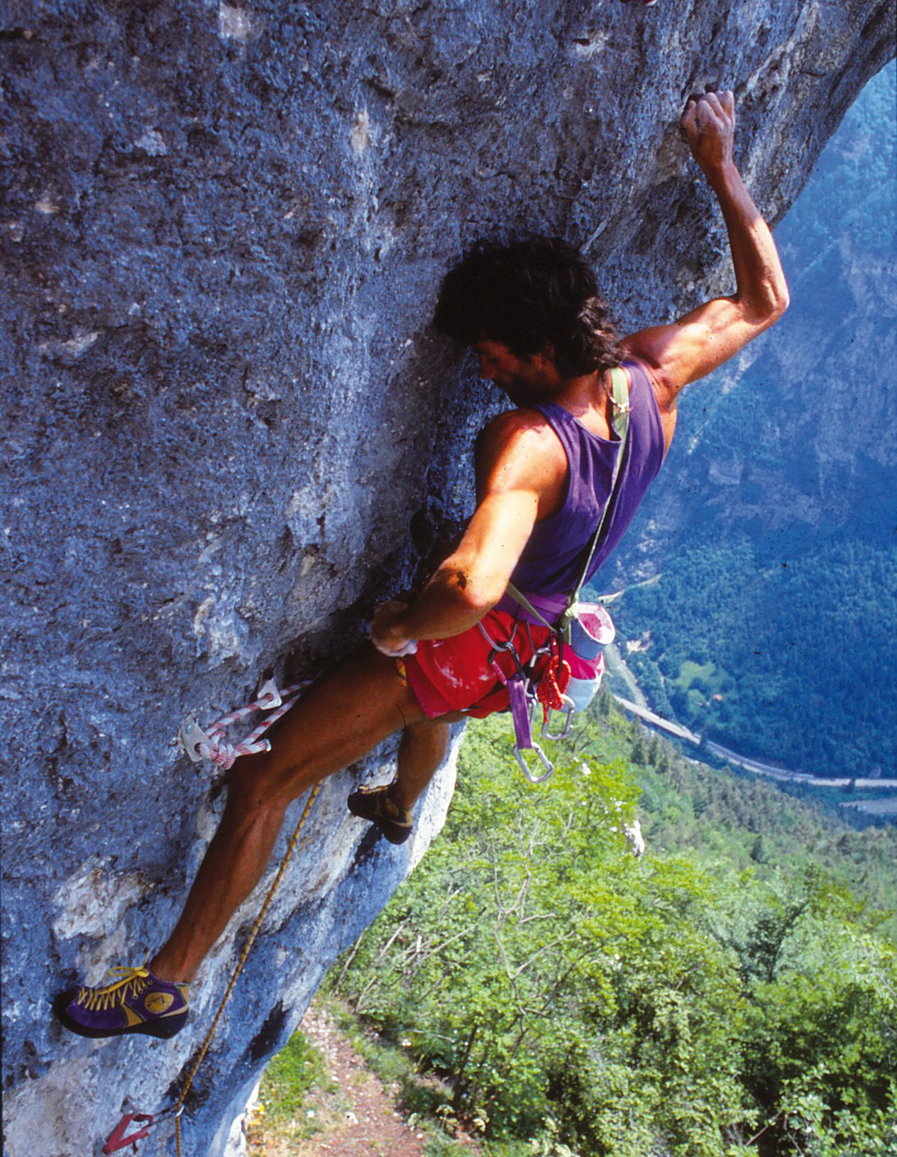 arrampicatore in parete