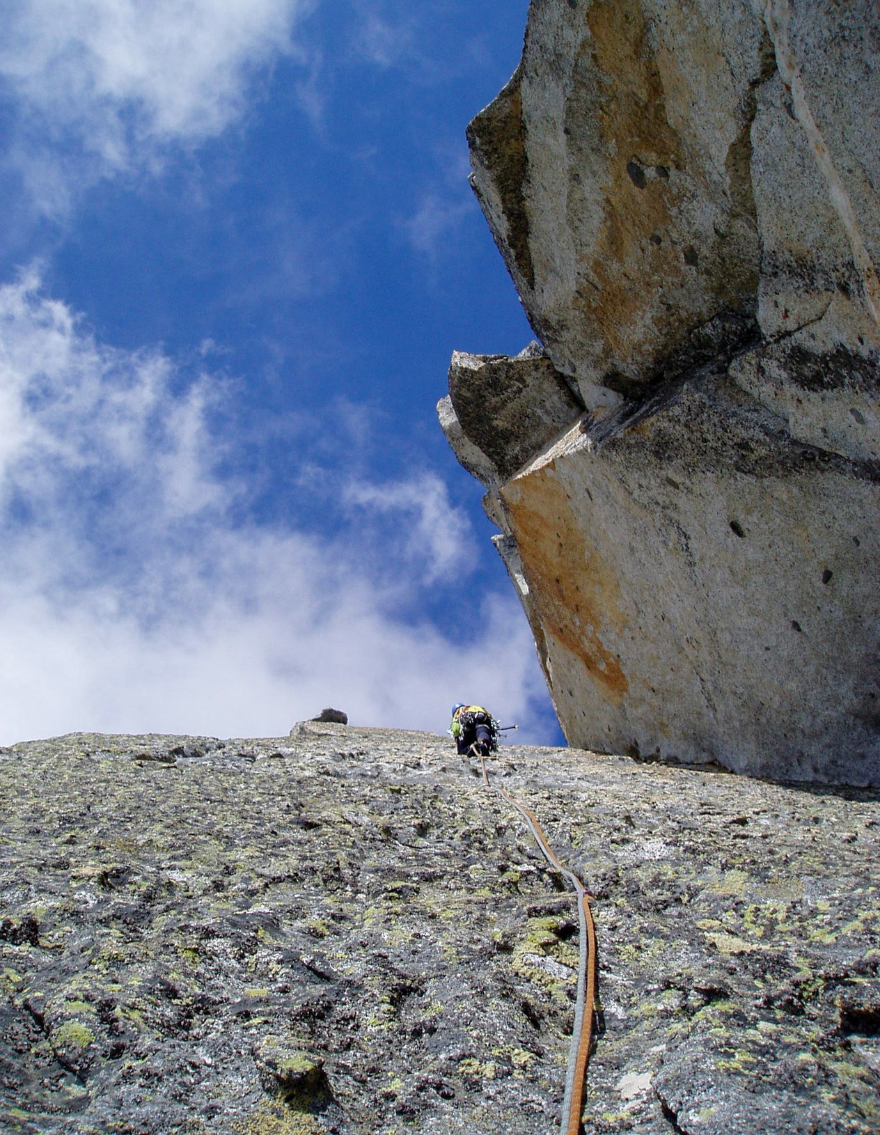 arrampicatore in parete