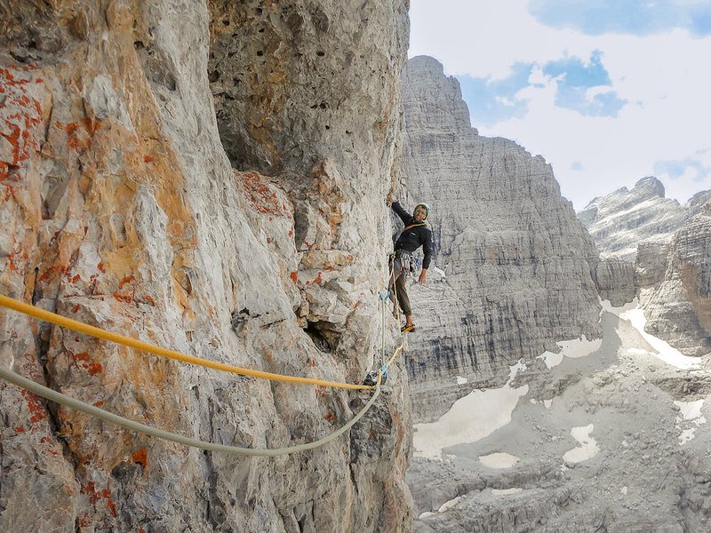 climber in parete