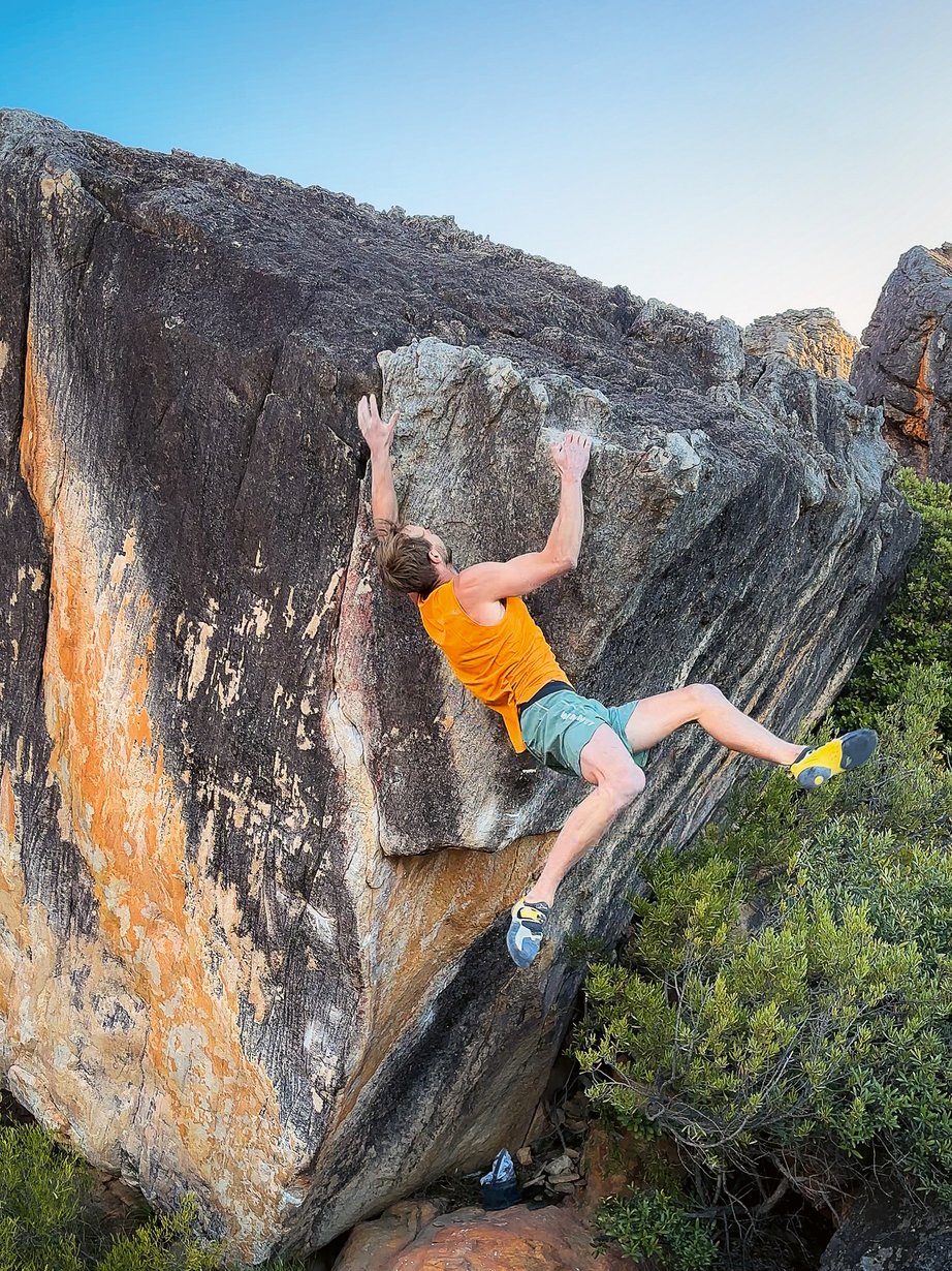 arrampicatore in parete